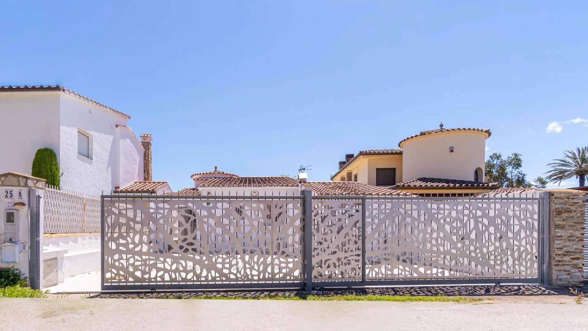Apart-Rent Casa Llobregat 0100 Empuriabrava